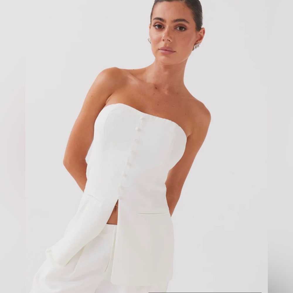 Peppermayo Exclusive - Riveria Tailored Strapless Top